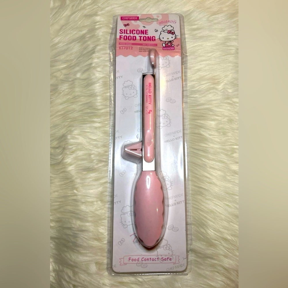 New Sanrio Chef Made Hello Kitty Silicone Food Tongs